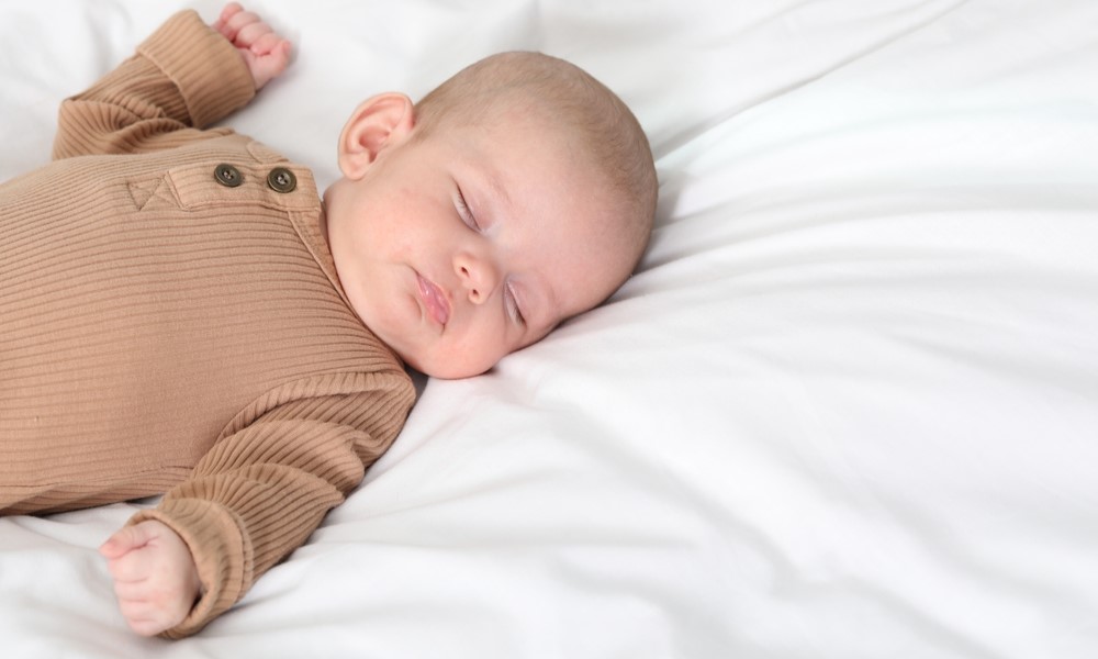 Что принимать при вздутии живота и коликах у новорожденных